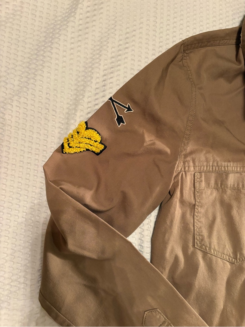 Billabong Women's Army Green Button-Down Utility Shirt with Patches - Picture 4 of 7